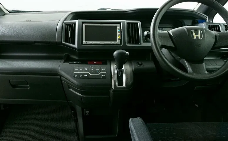 Honda Stepwgn IV