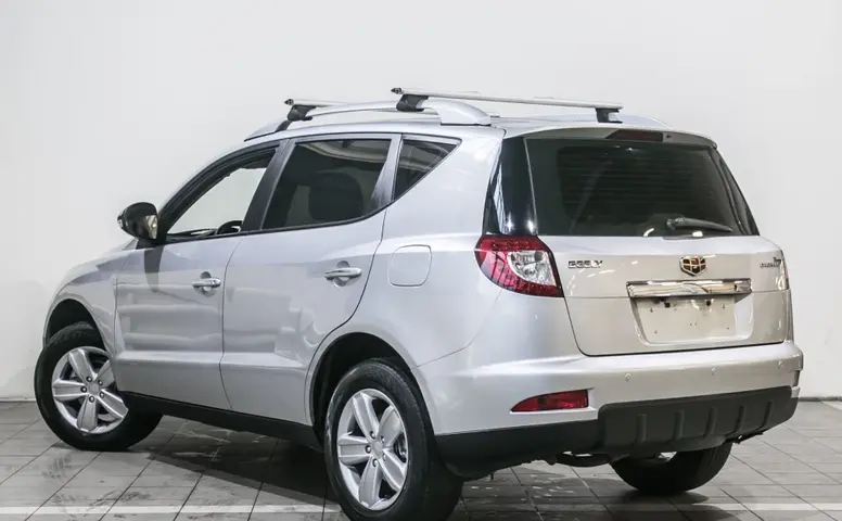 Geely Emgrand X7