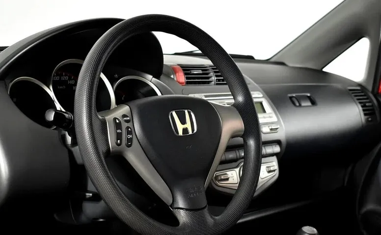 Honda Jazz 1 рестайлинг