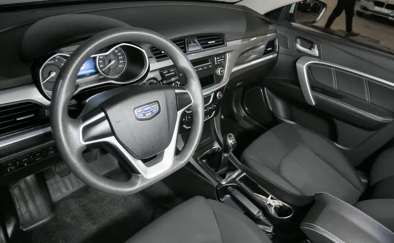 Geely Emgrand 7