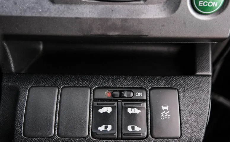 Honda Stepwgn IV Рестайлинг